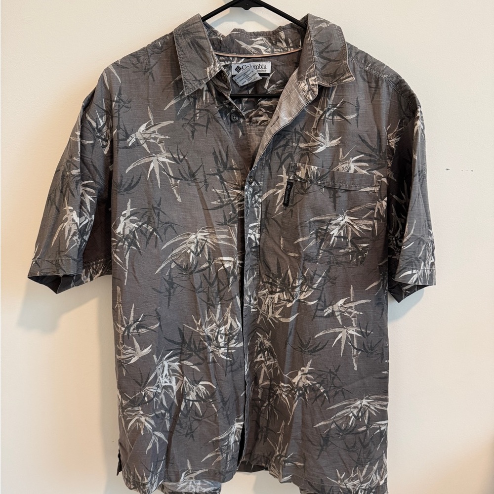 Columbia Gray Casual Button Down Shirt